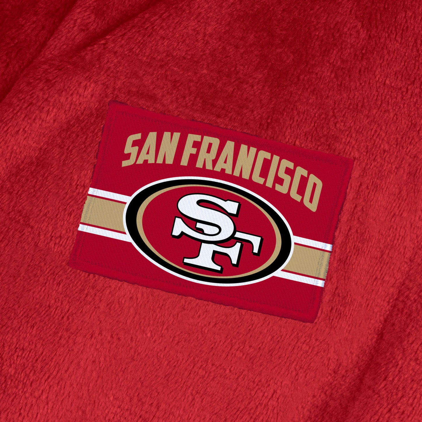 San Francisco 49ers team color bathrobe patch