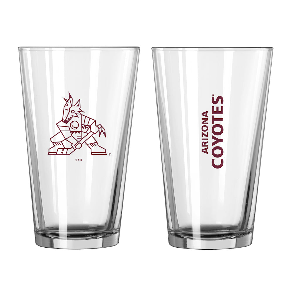 Arizona Coyotes pint glass