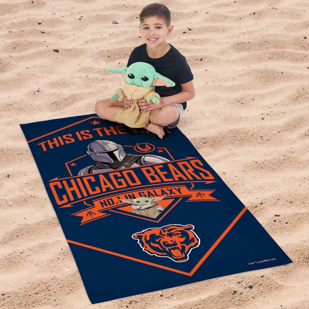 Chicago Bears Baby Yoda Hugger and Towel 1