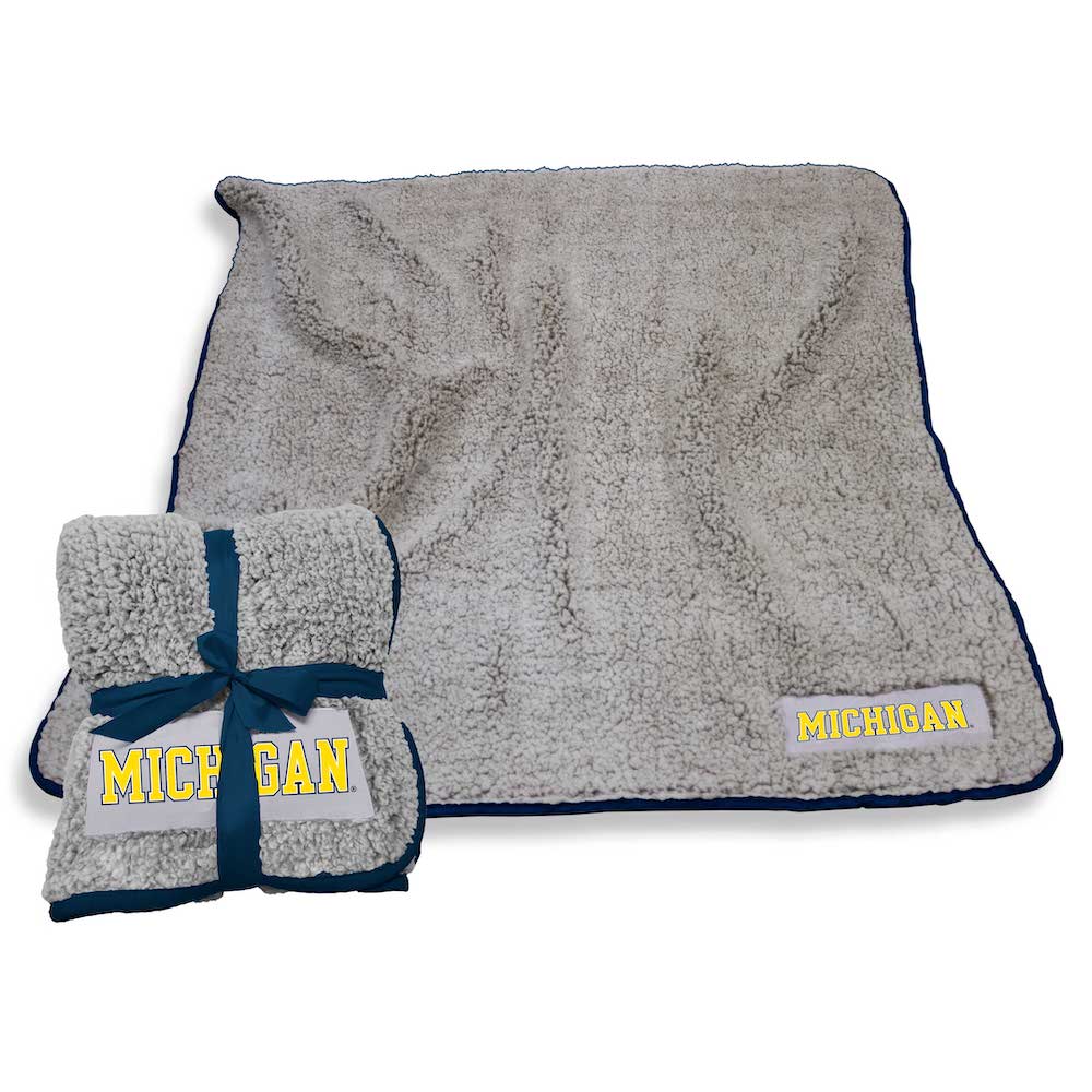 Michigan Wolverines Frosty Fleece blanket