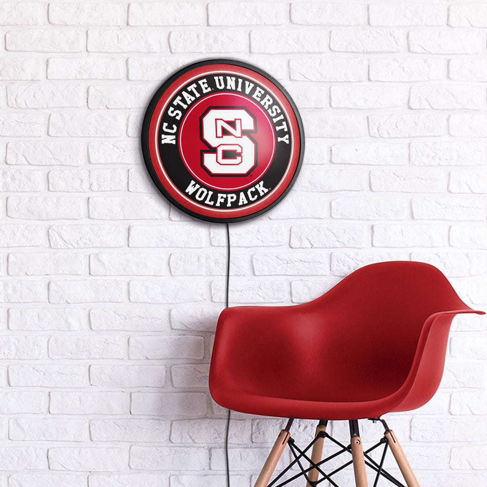 NC State Wolfpack Slimline Round Lighted Wall Sign Room View