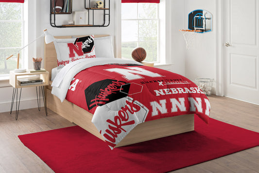 Nebraska Cornhuskers twin size comforter set