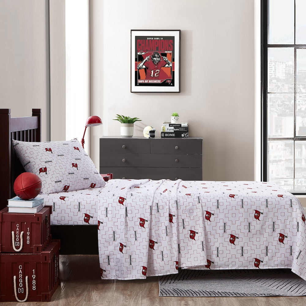 Tampa Bay Buccaneers bedsheets
