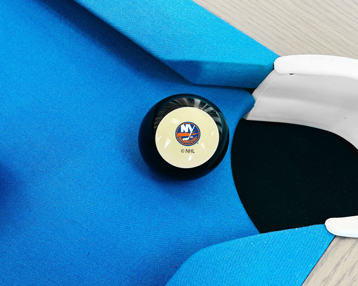 New York Islanders NHL pool table 8-ball - lifestyle photo