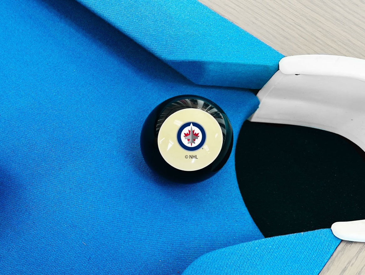 Winnipeg Jets NHL pool table 8-ball - lifestyle photo