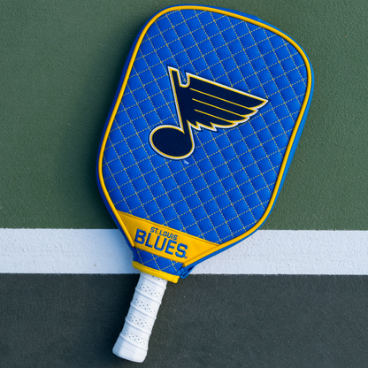 St Louis Blues quilted pickleball paddle cover on court view