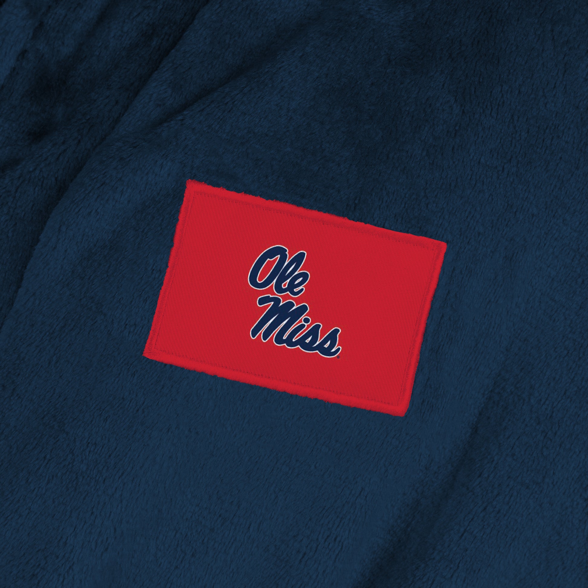 Mississippi Rebels Womens SHERPA bathrobe back