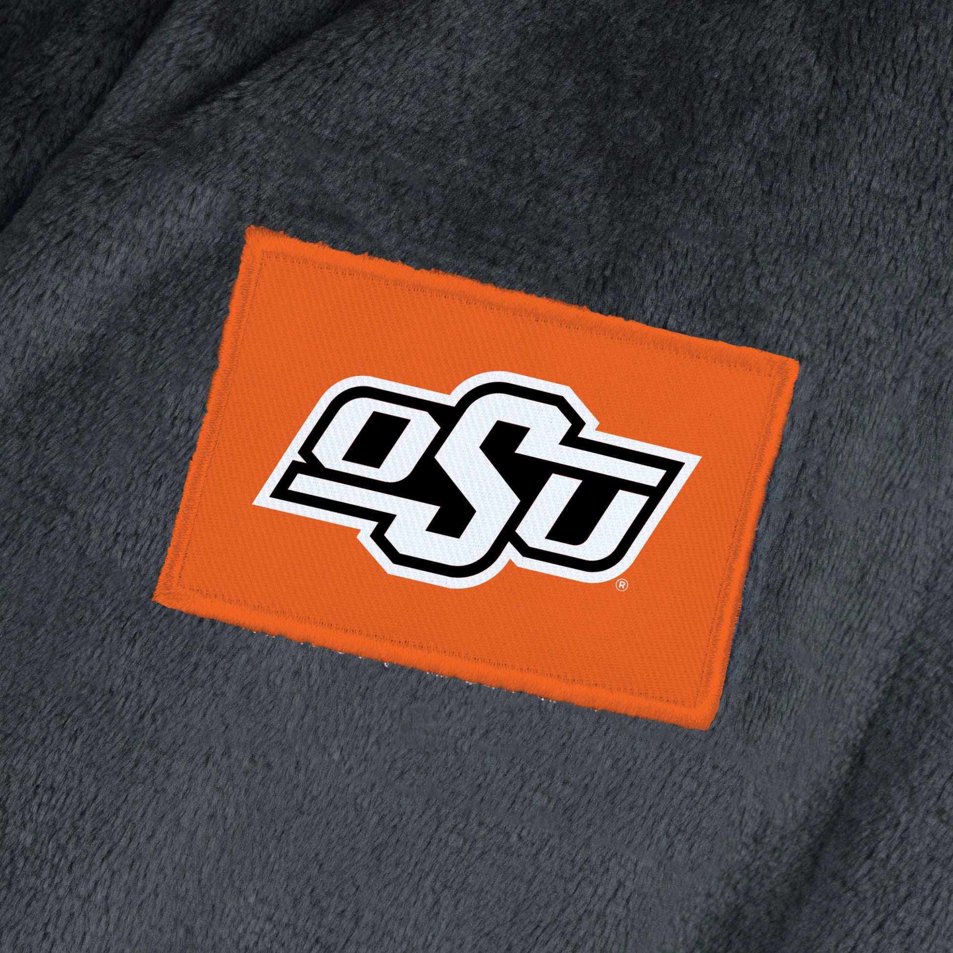 Oklahoma State Cowboys team color bathrobe patch