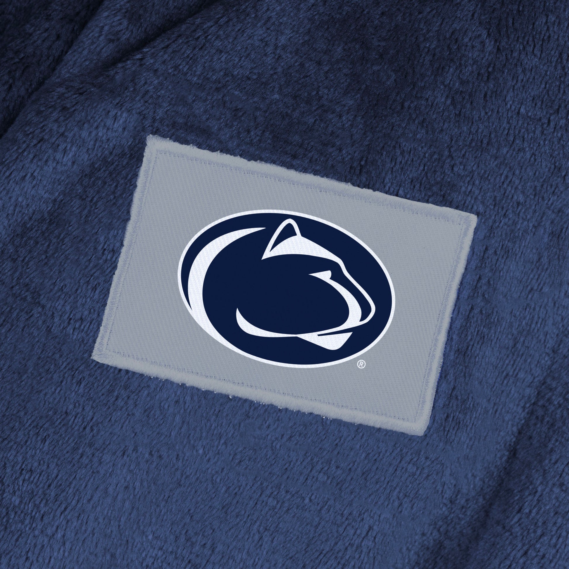 Penn State Nittany Lions team color bathrobe patch