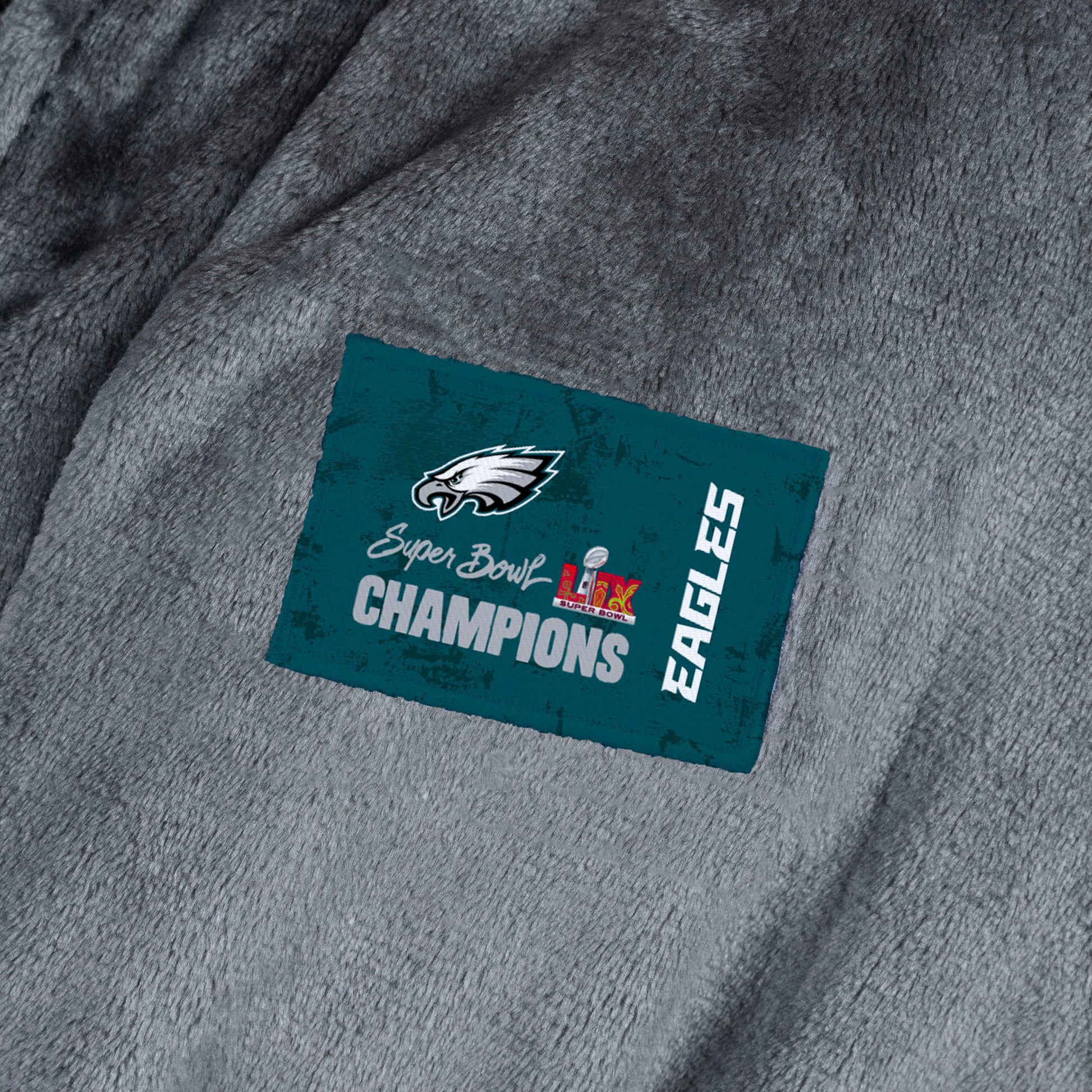 Philadelphia Eagles Super Bowl Champions silk touch charcoal bathrobe logo patch