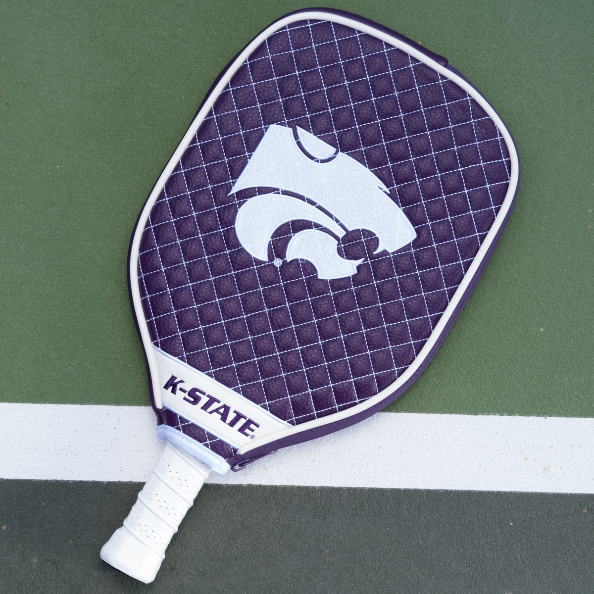 Kansas State Wildcats quilted pickleball paddle cover on court view
