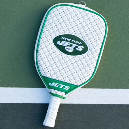 New York Jets White quilted pickleball paddle cover on court