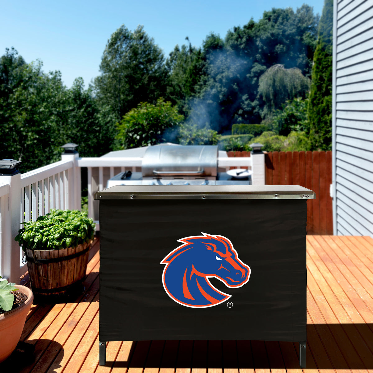Boise State Broncos Portable Indoor/Outdoor Bar outdoor party lifestyle
