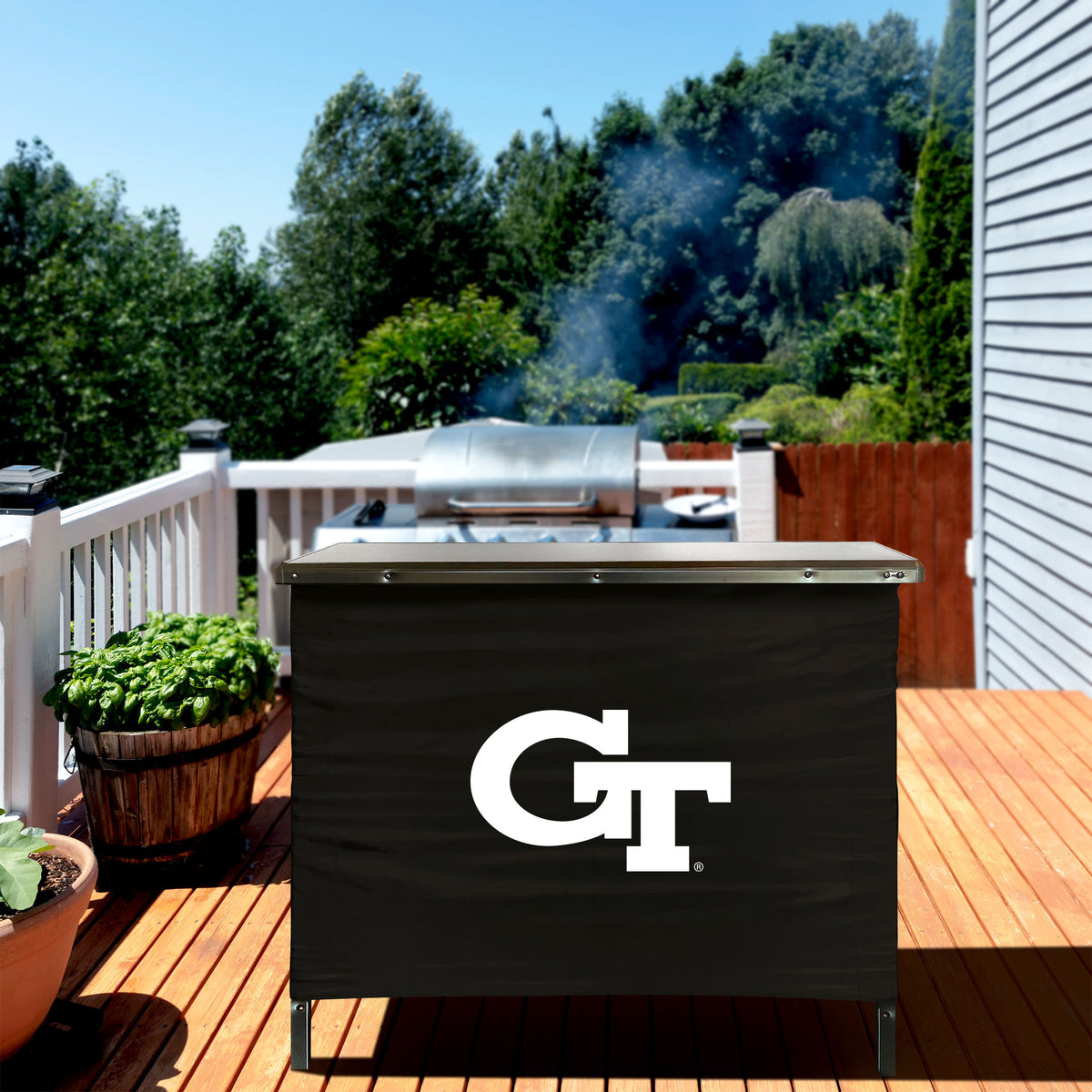Georgia Tech Yellow Jackets Portable Indoor/Outdoor Bar outdoor party lifestyle