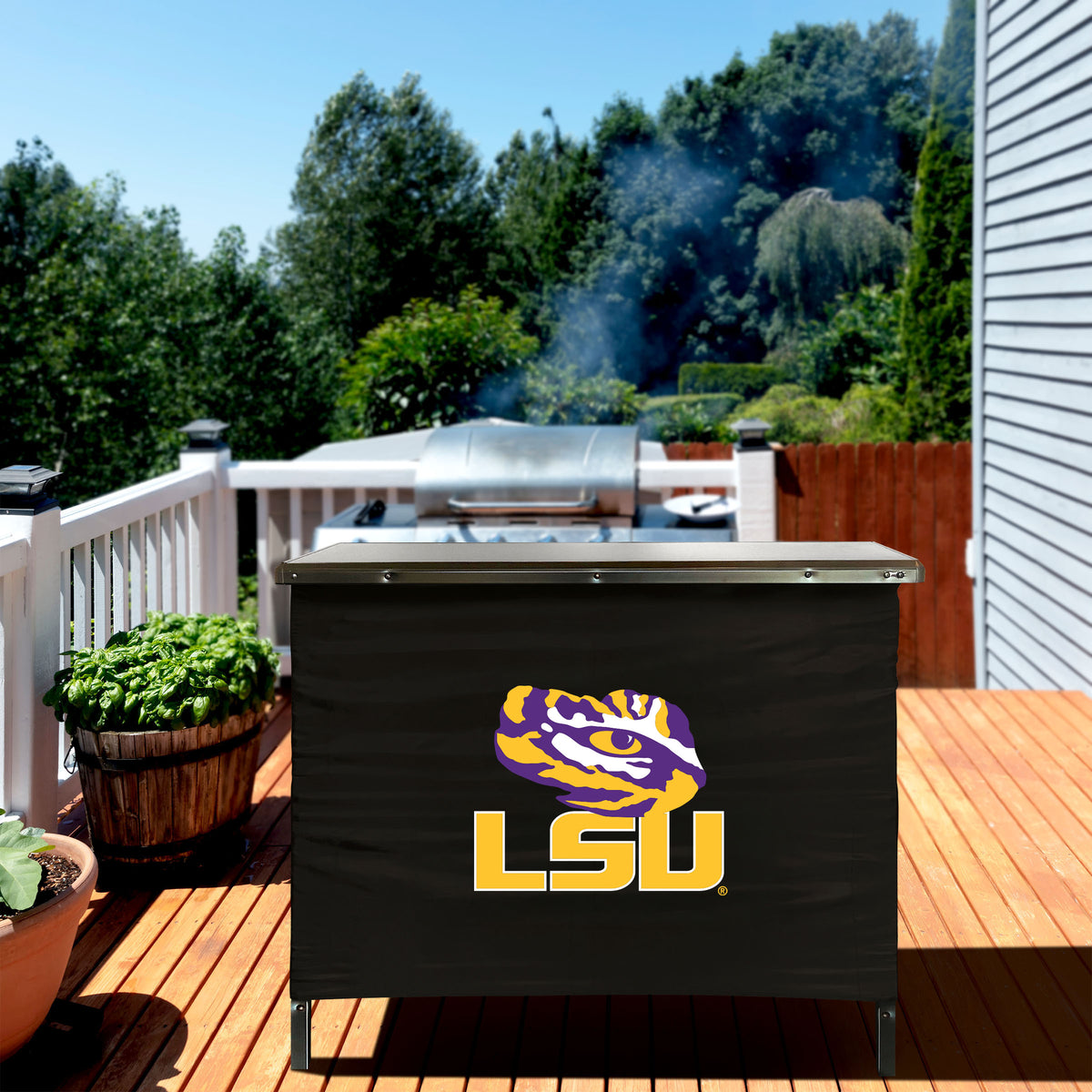 LSU Tigers Portable Indoor/Outdoor Bar outdoor party lifestyle