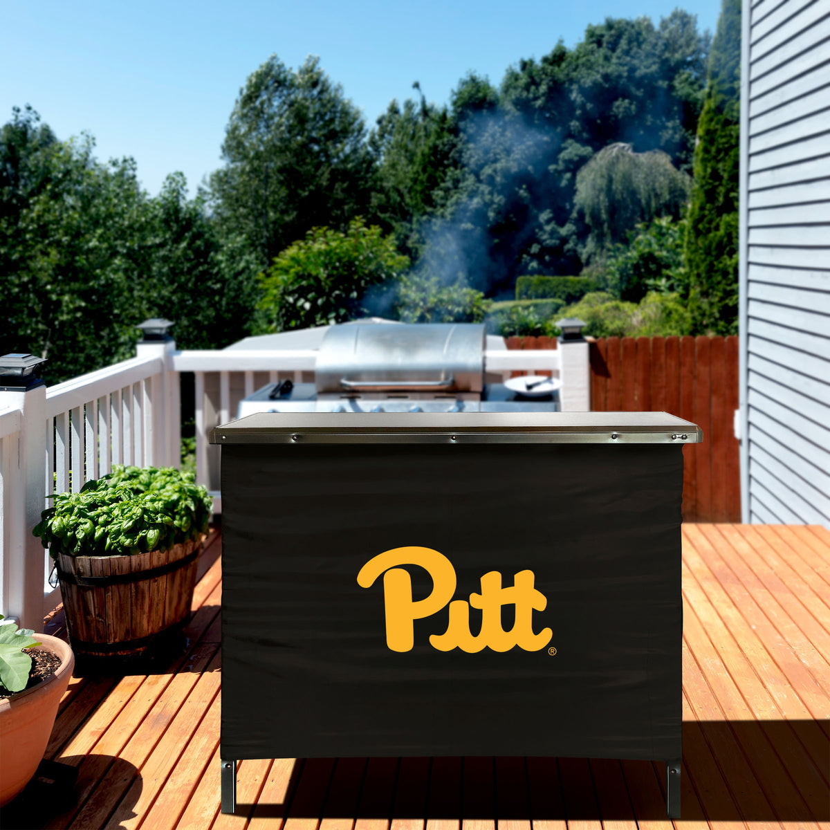 Pittsburgh Panthers Portable Indoor/Outdoor Bar outdoor party lifestyle