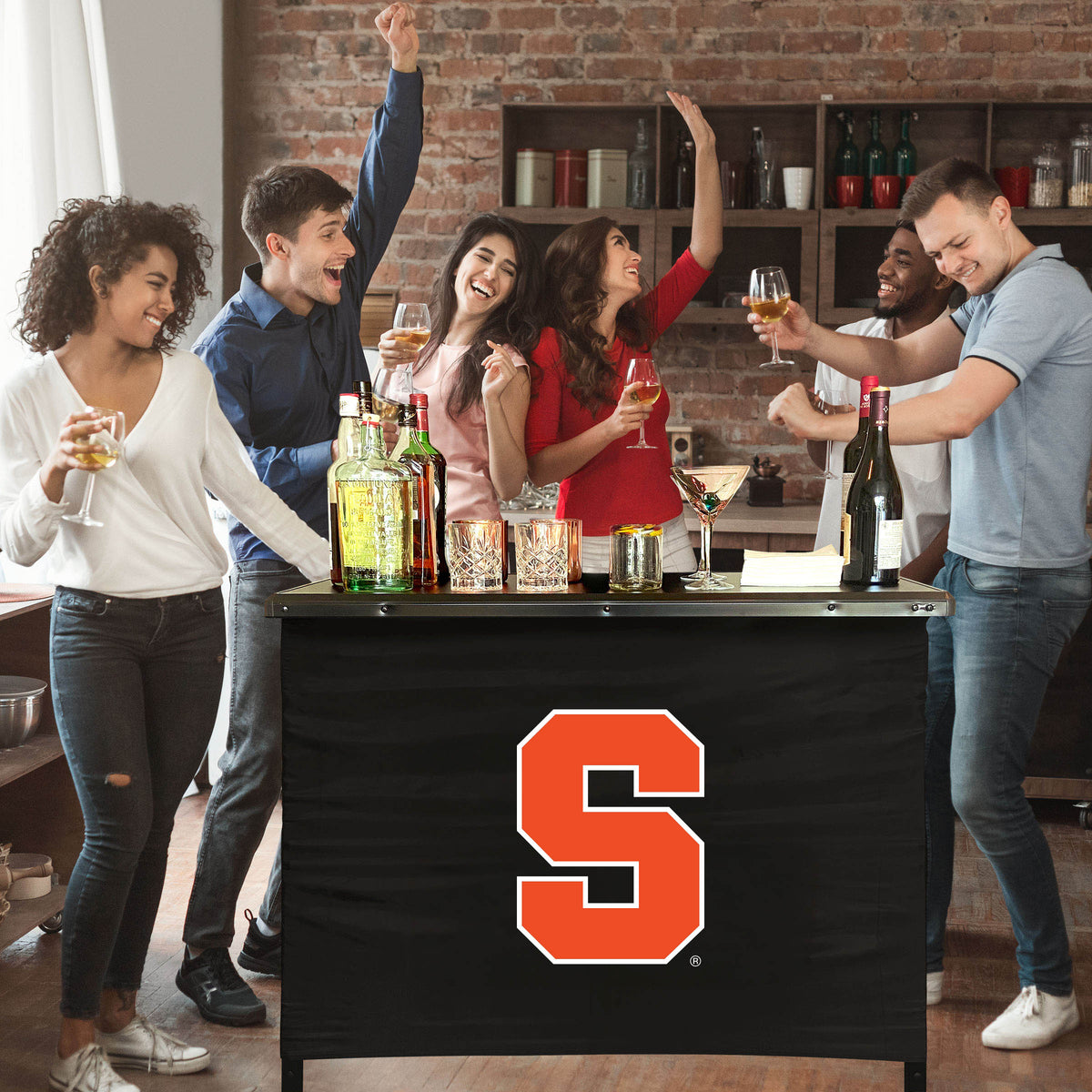 Syracuse Orange Portable Indoor/Outdoor Bar inside lifestyle party