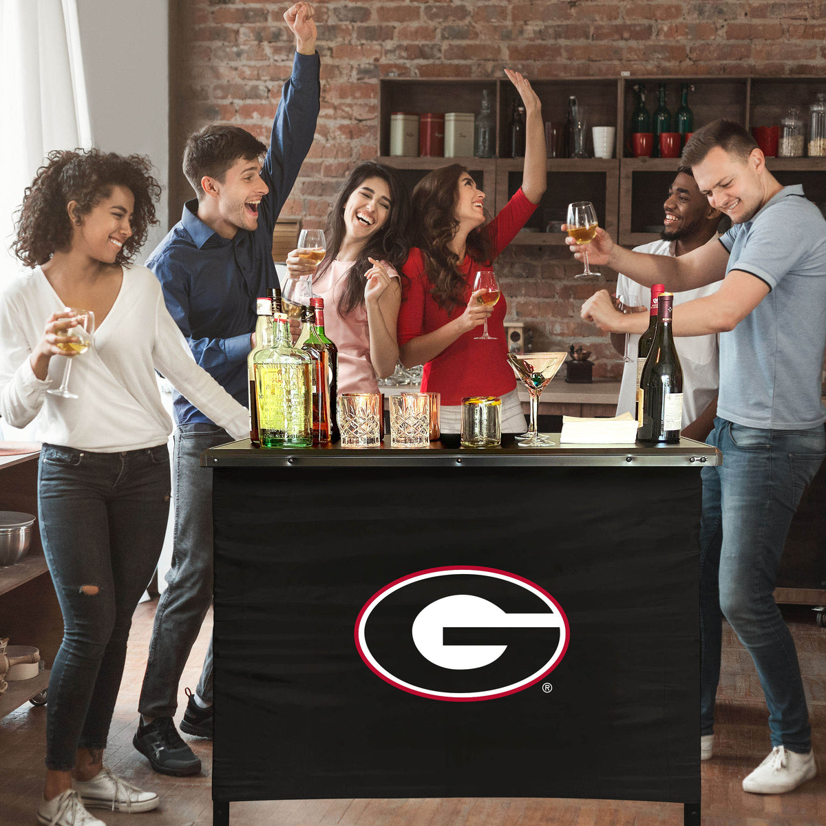 Georgia Bulldogs Portable Indoor/Outdoor Bar inside lifestyle party