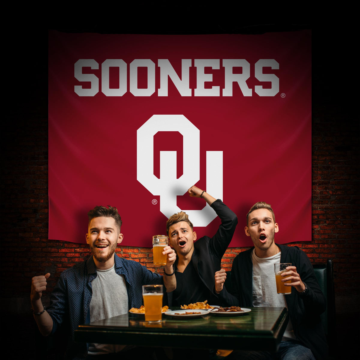 Oklahoma Sooners Hanging wall tapestry Lifestyle image