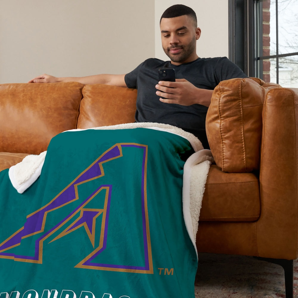 Arizona Diamondbacks CC throwback sherpa blanket