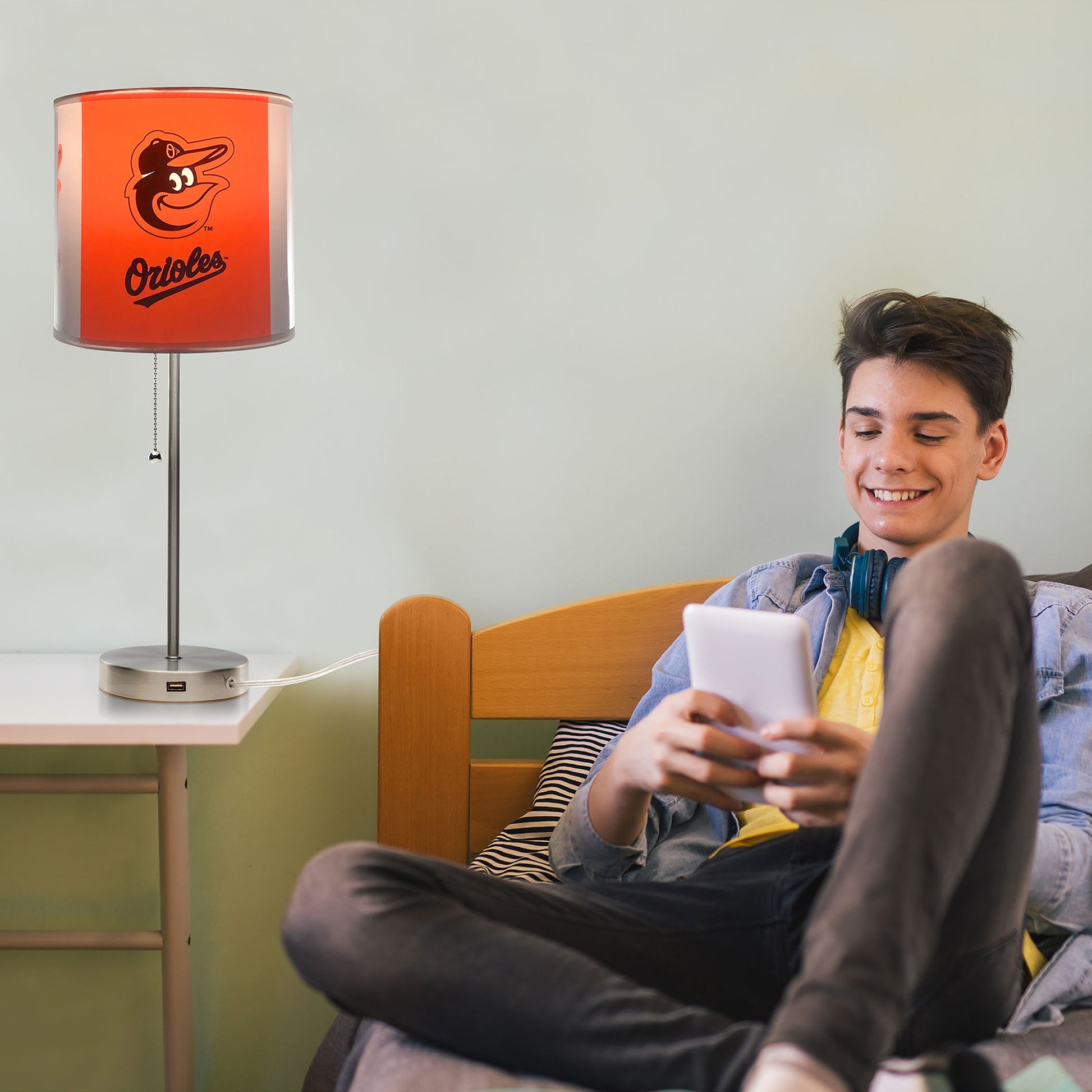Baltimore Orioles reading lamp