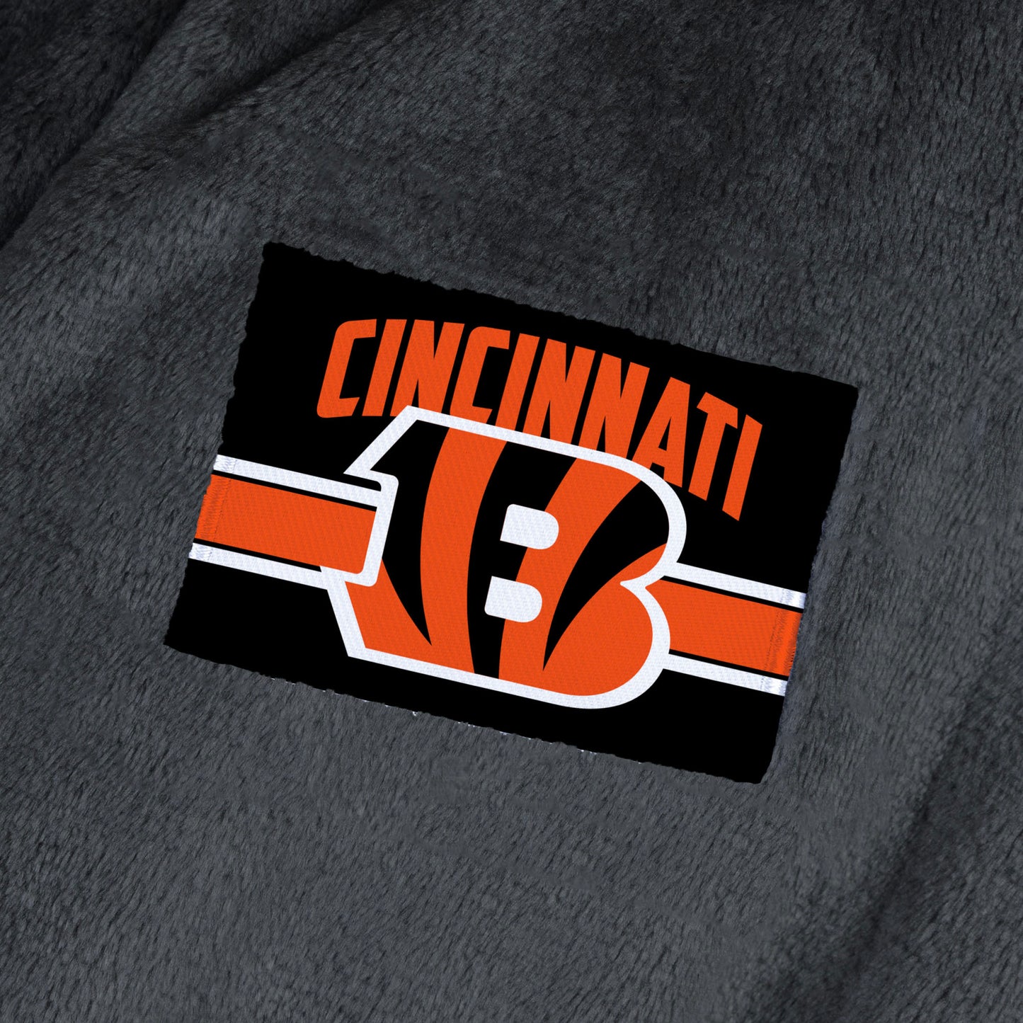 Cincinnati Bengals team color bathrobe patch