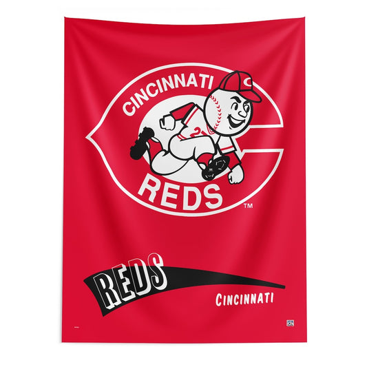 Cincinnati Reds throwback wall hanging