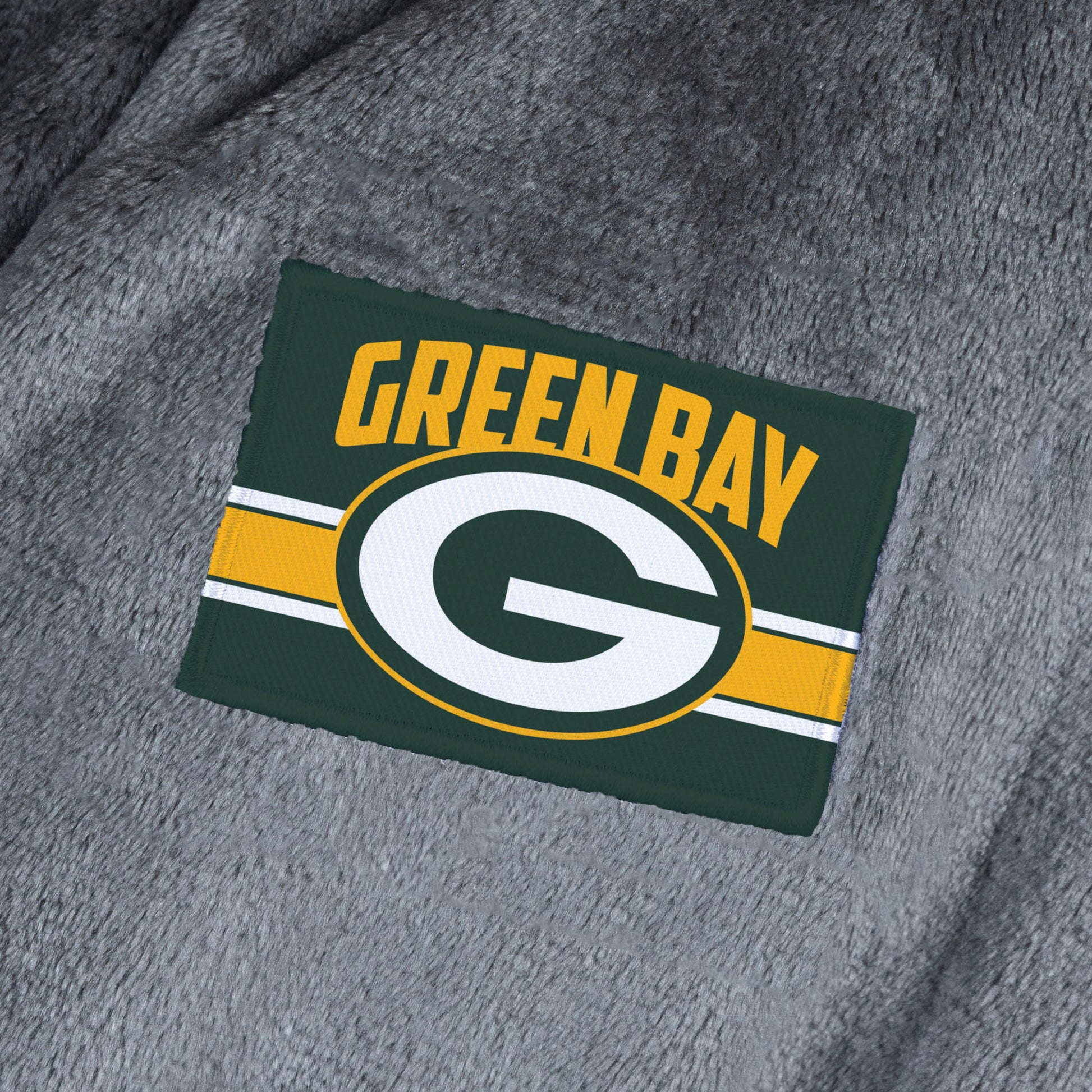 Green Bay Packers silk touch charcoal bathrobe logo patch