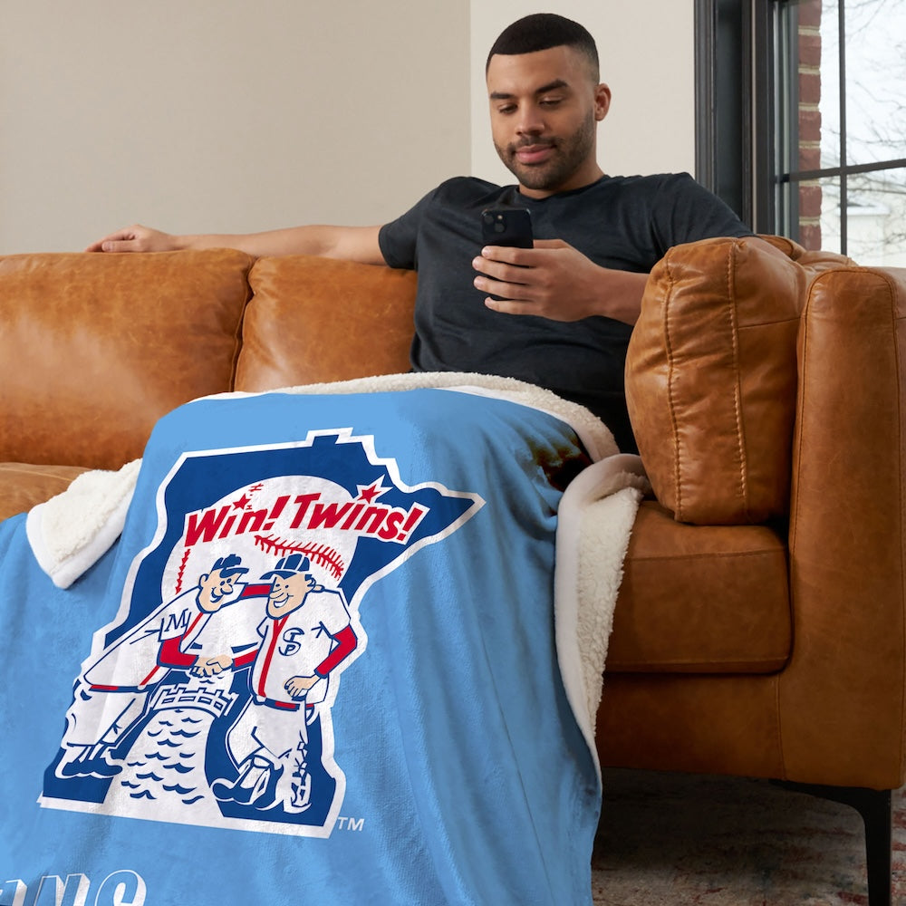 Minnesota Twins CC throwback sherpa blanket