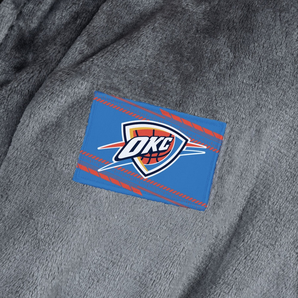 Oklahoma City Thunder silk touch charcoal bathrobe logo patch