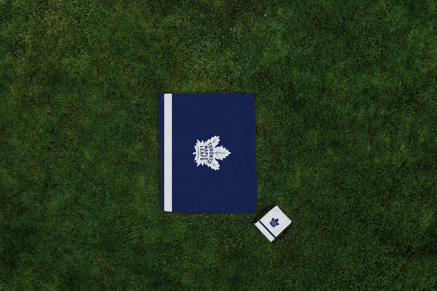 Toronto Maple Leafs - Impresa Picnic Blanket