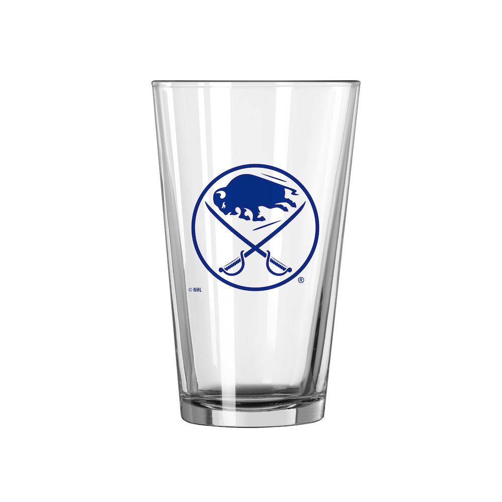 Buffalo Sabres pint glass