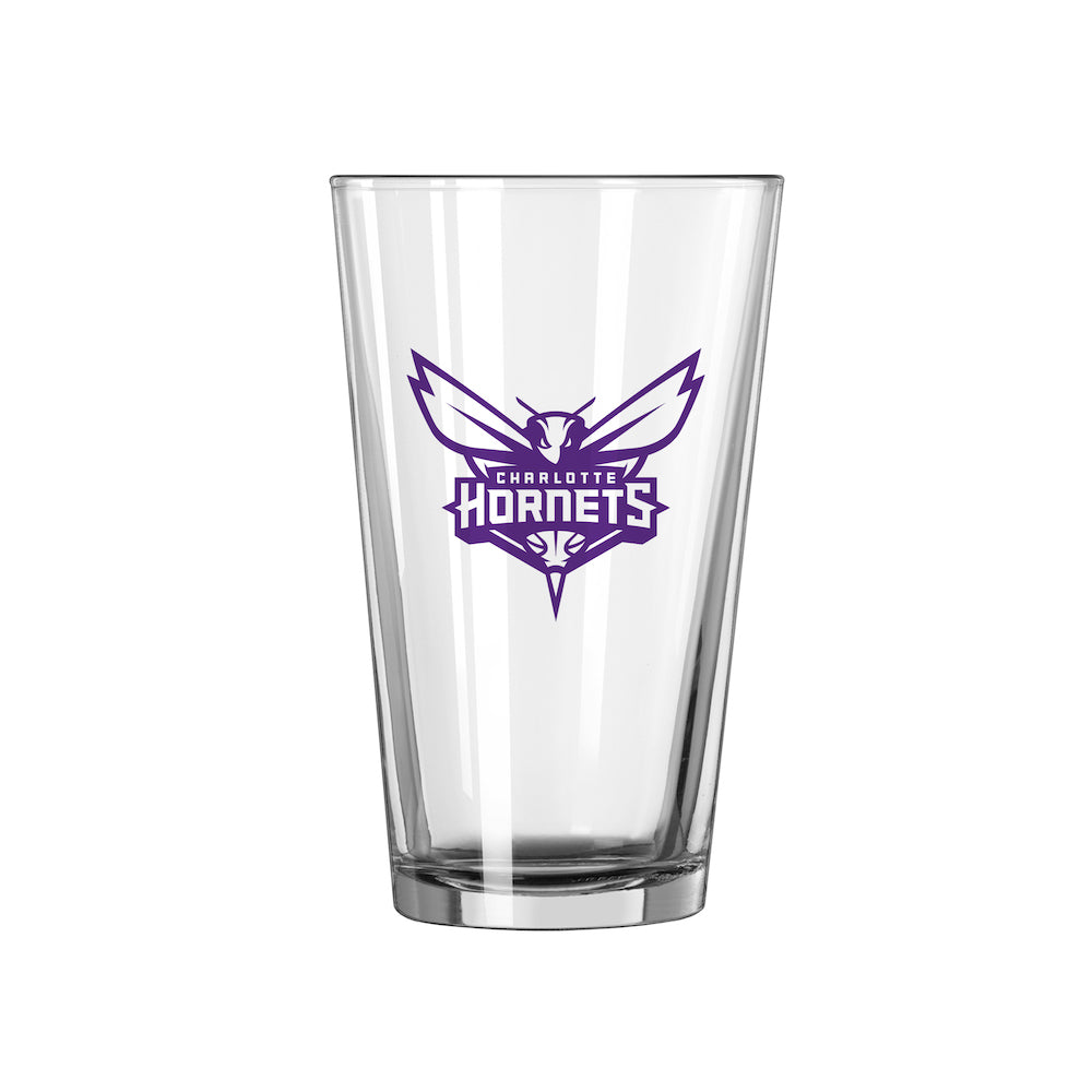 Charlotte Hornets pint glass