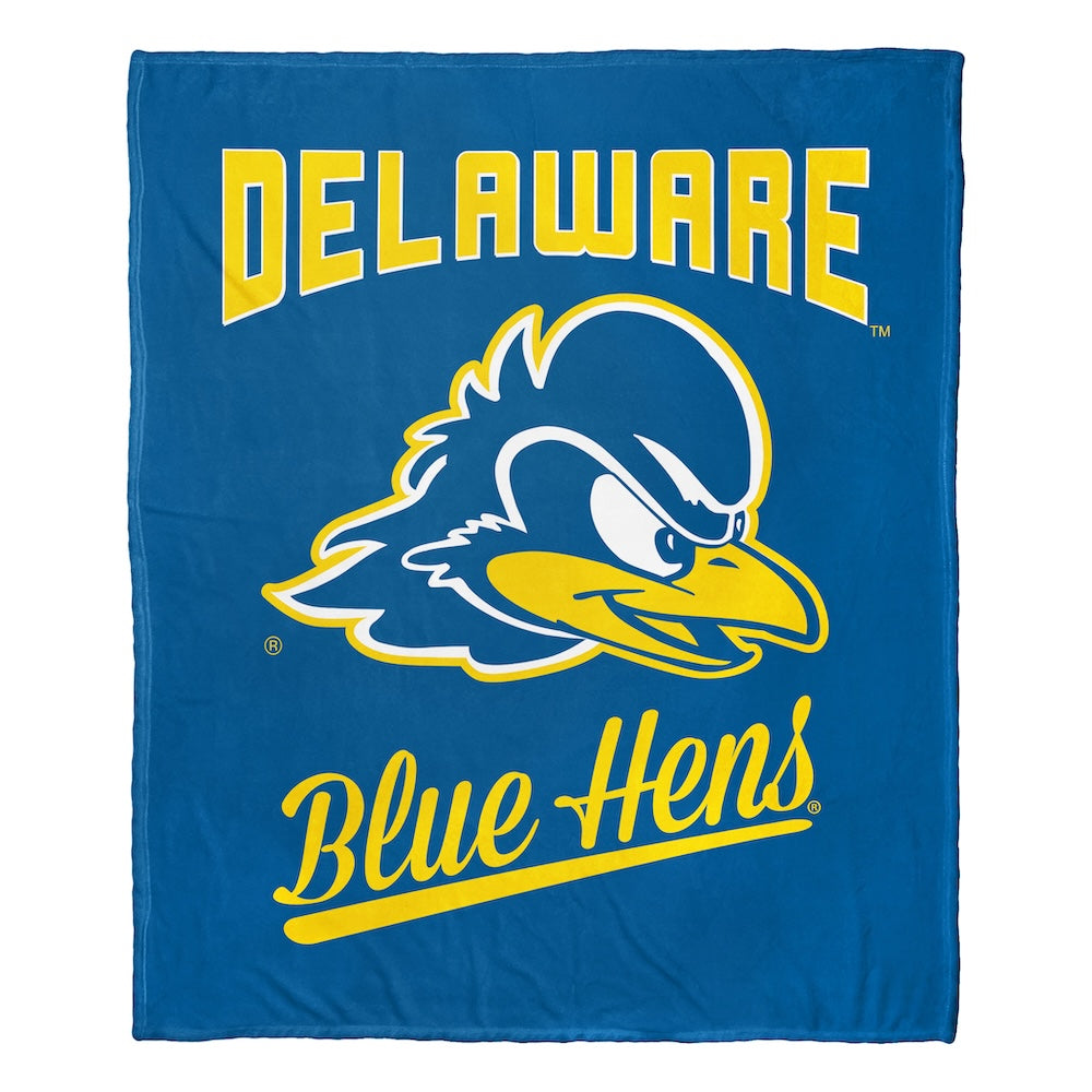 Delaware Blue Hens official silk touch throw blanket