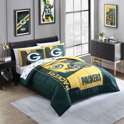 Green Bay Packers queen size bed in a bag