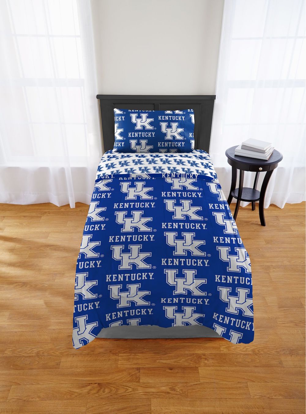 Kentucky Wildcats twin size bed in a bag