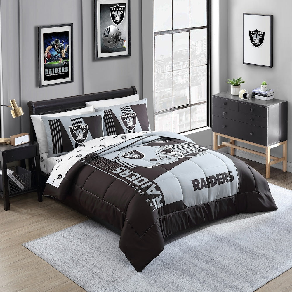 Las Vegas Raiders queen size bed in a bag