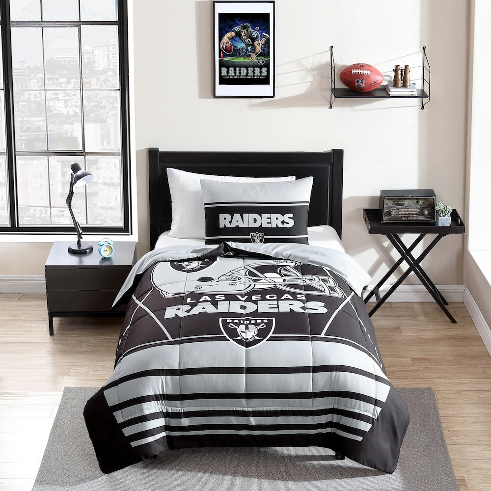 Las Vegas Raiders twin size comforter set