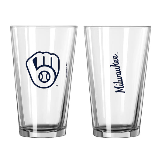 Milwaukee Brewers pint glass