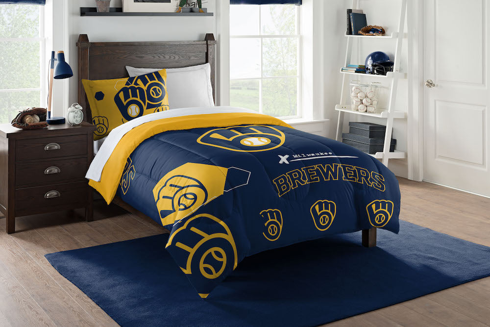 Milwaukee Brewers twin size comforter set
