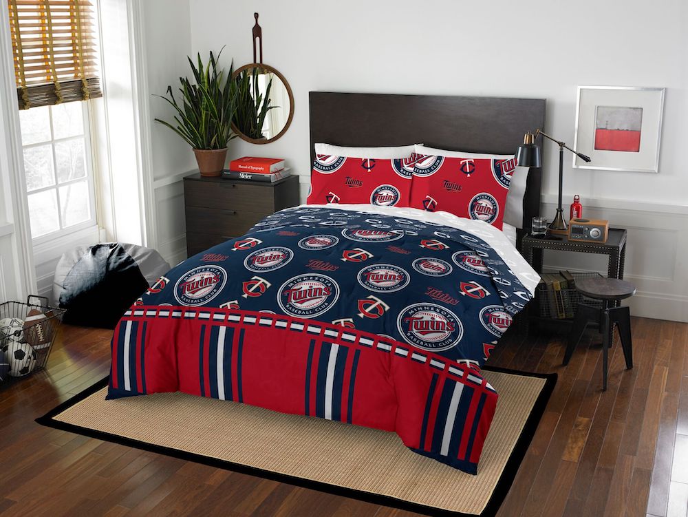 Minnesota Twins full size bed in a bag