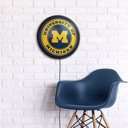 Michigan Wolverines Slimline Round Lighted Wall Sign Room View