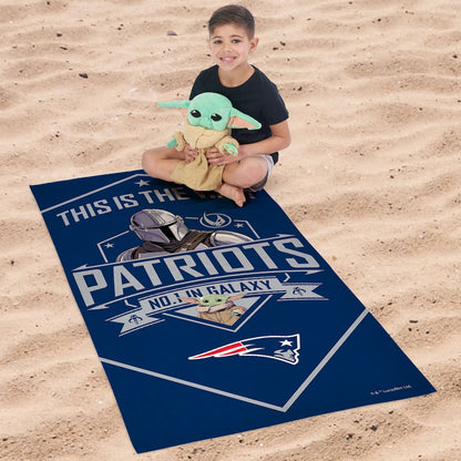 New England Patriots Baby Yoda Hugger and Towel 1