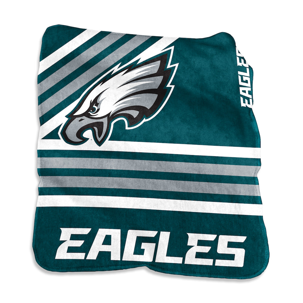 Buy NFL Philadelphia Eagles Raschel Throw Blanket ProFootballStuff buy-nfl-philadelphia-eagles-raschel-throw-blanket-profootballstuff