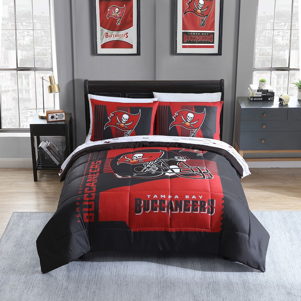 Tampa Bay Buccaneers full size bed in a bag